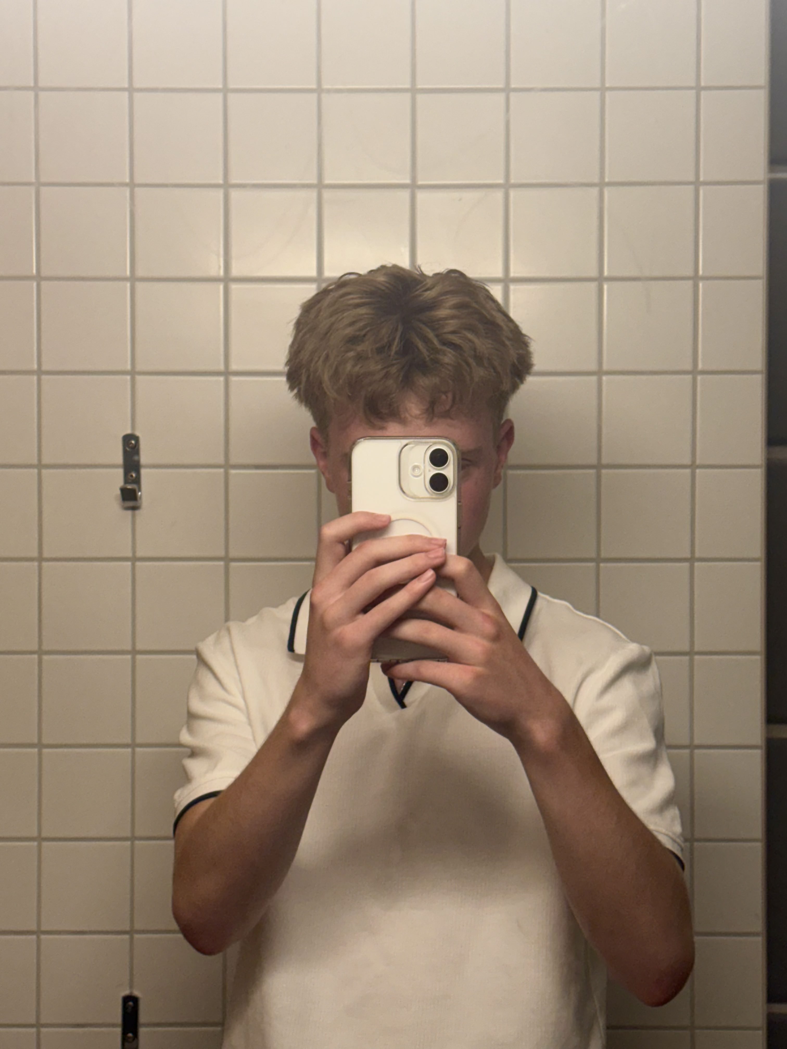 Oliwier Mako taking a mirror photograph